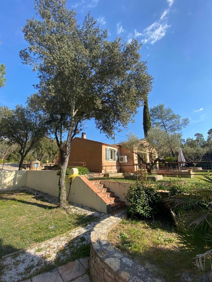 Comorebi Provence Entrecasteaux Exteriér fotografie