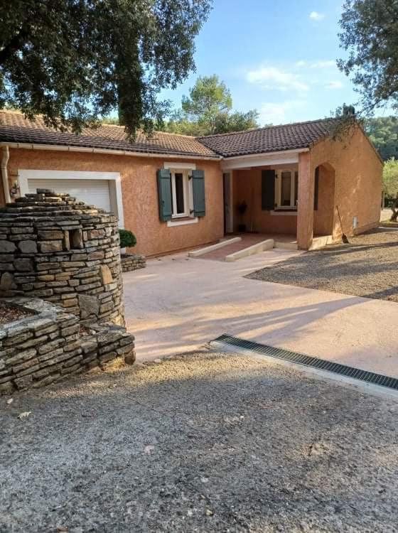 Comorebi Provence Entrecasteaux Exteriér fotografie