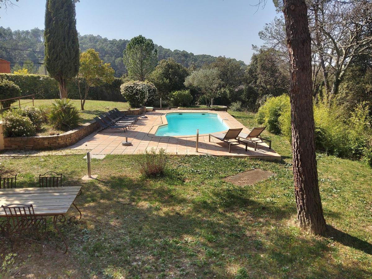 Comorebi Provence Entrecasteaux Exteriér fotografie